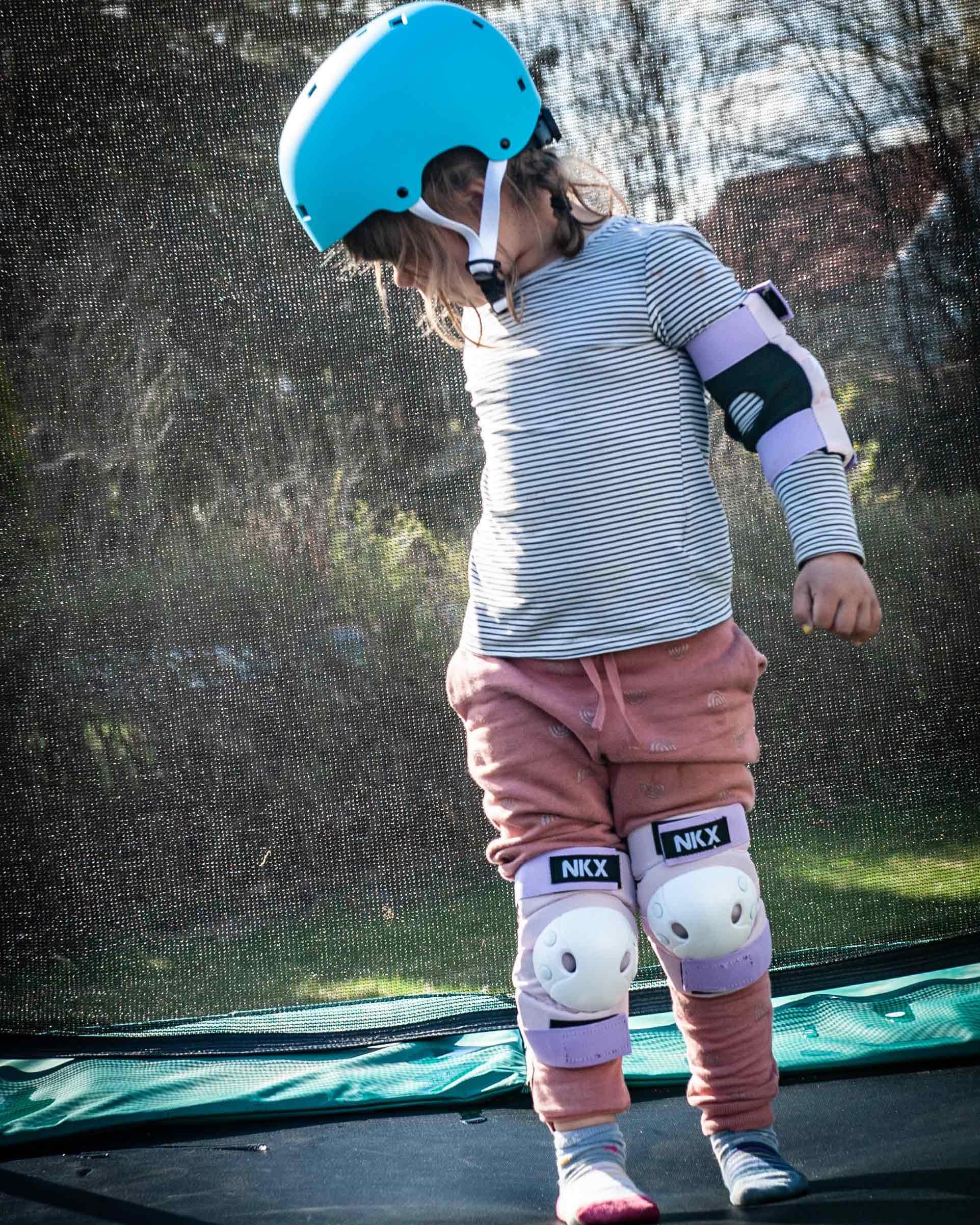 NKX 3er-Pack Pro Kinder Schutz-set - Knieschützer, Ellenbogenschützer und Handgelenkschützer
