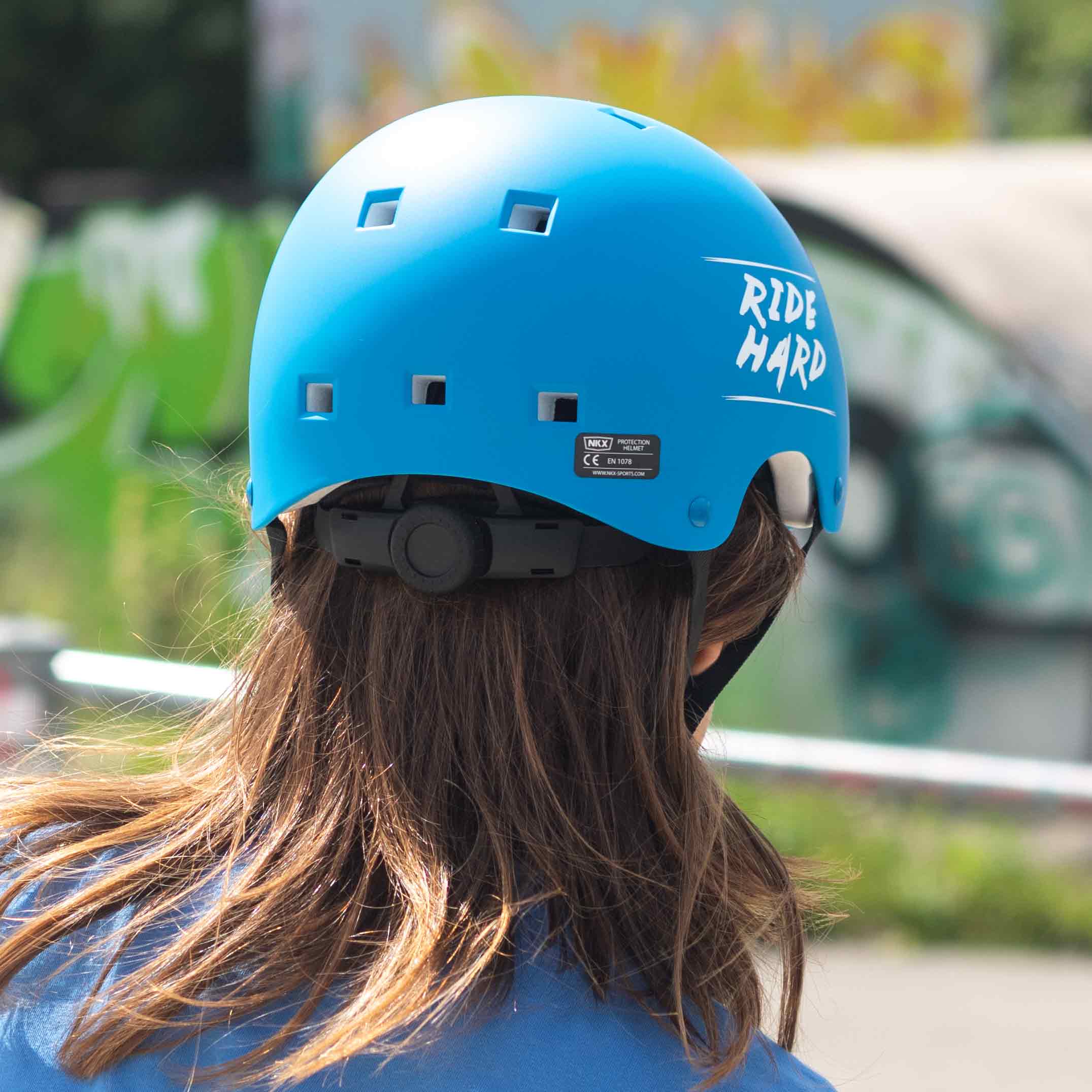 NKX Brain Saver zertifizierter Skate-Helm