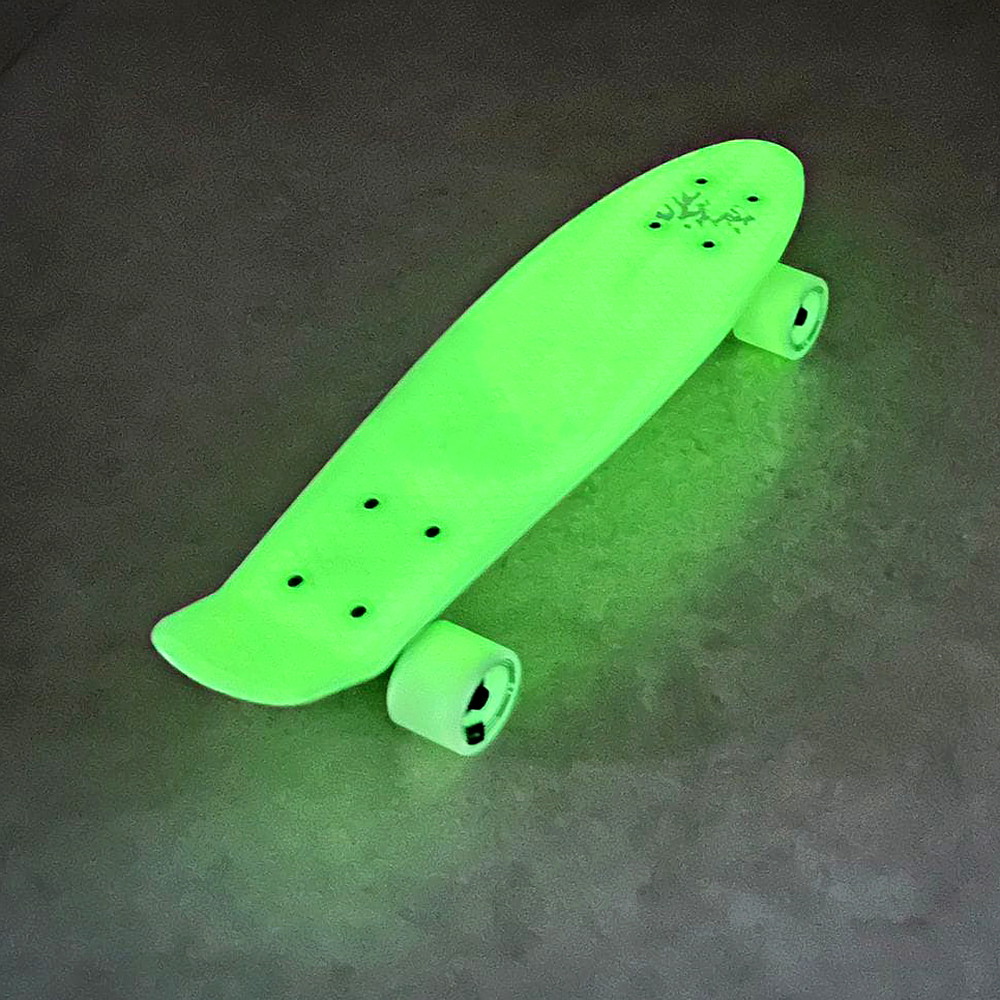 NKX Deluxe Skateboard 22"