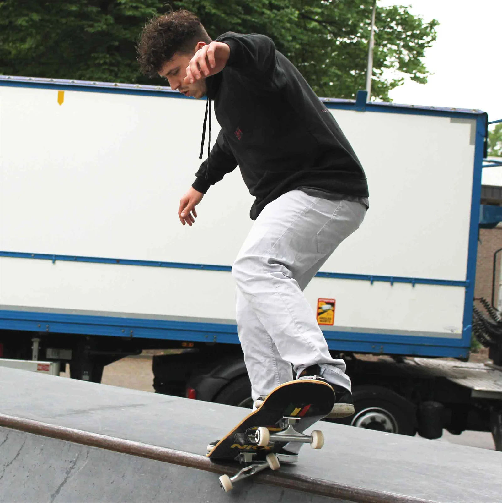 NKX Rasta Royal Skateboard