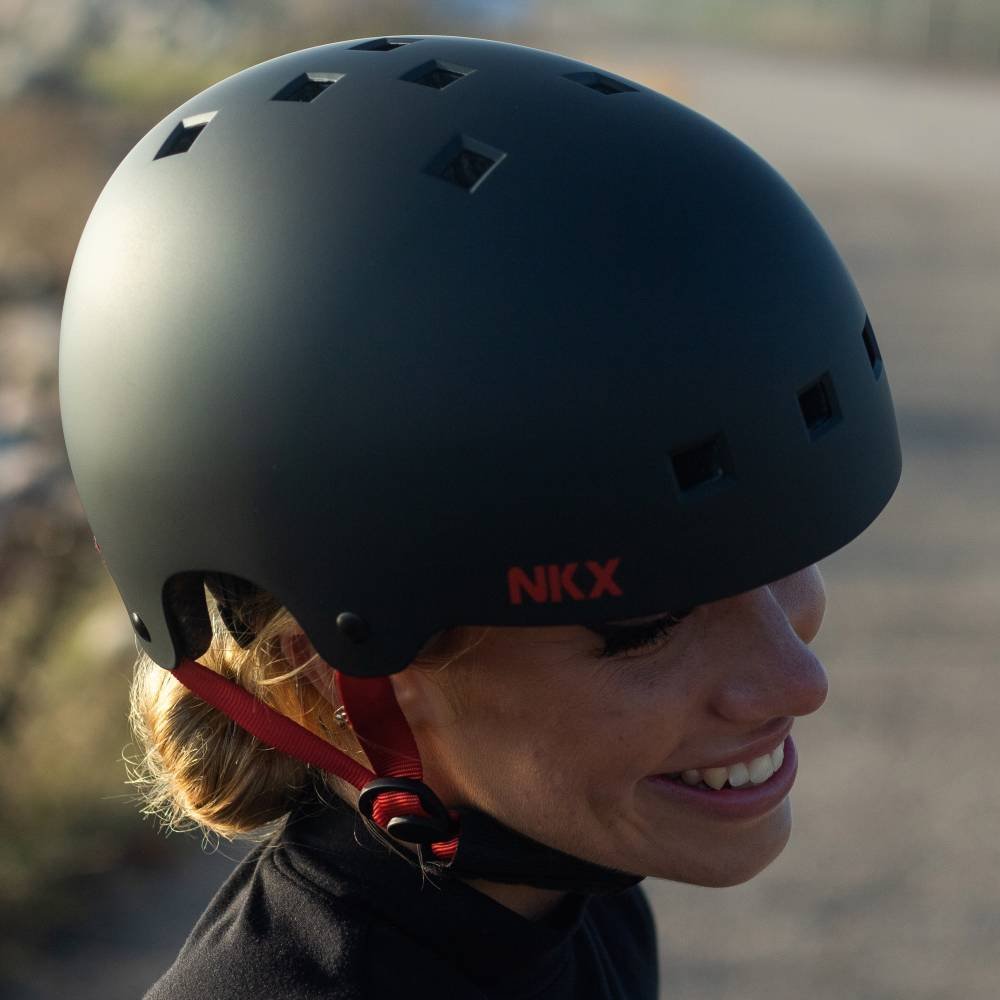 NKX Brain Saver zertifizierter Skate-Helm