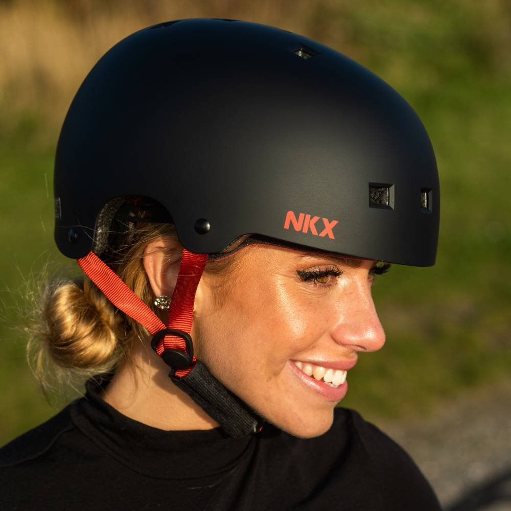 NKX Brain Saver zertifizierter Skate-Helm