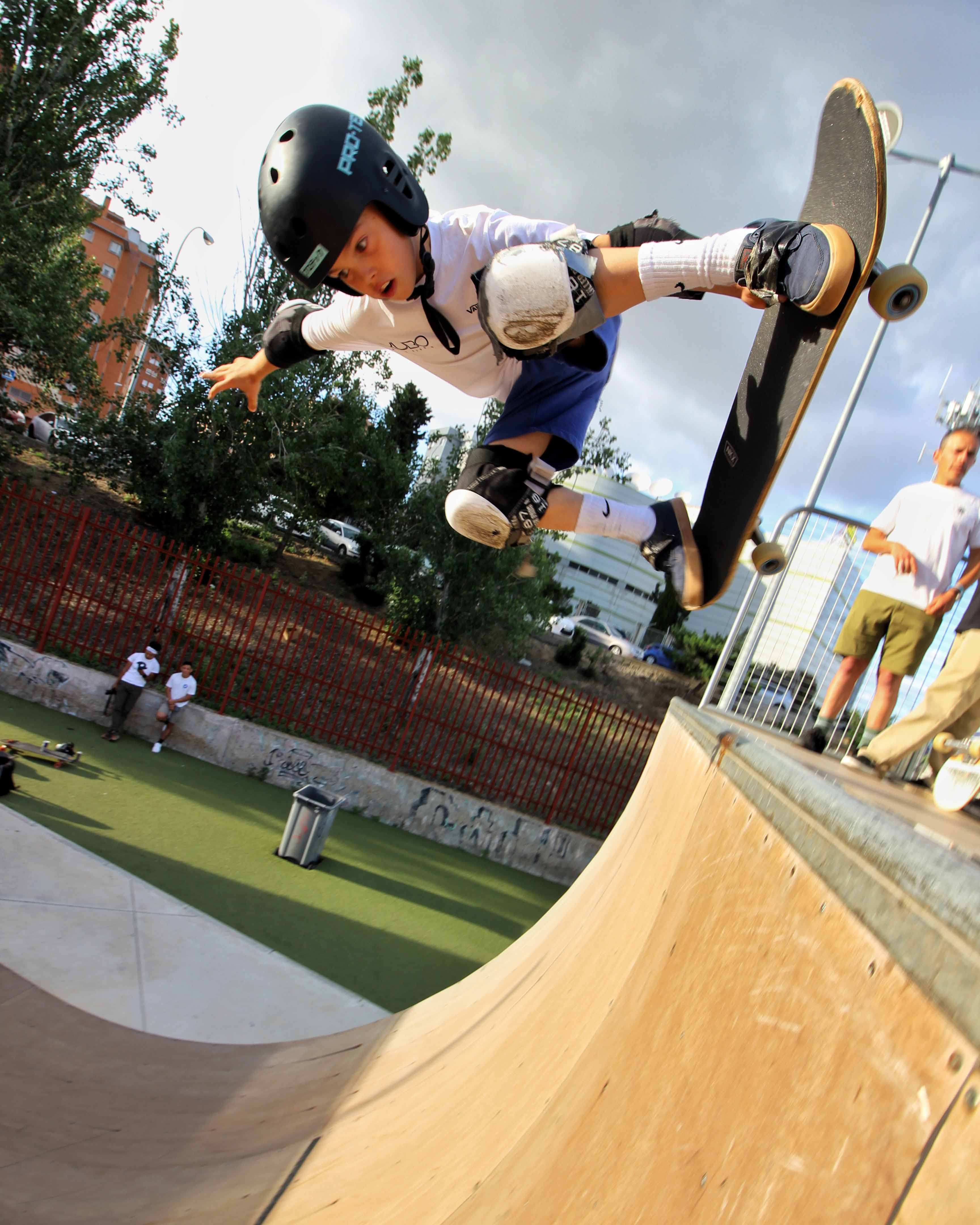 NKX Claws Skateboard